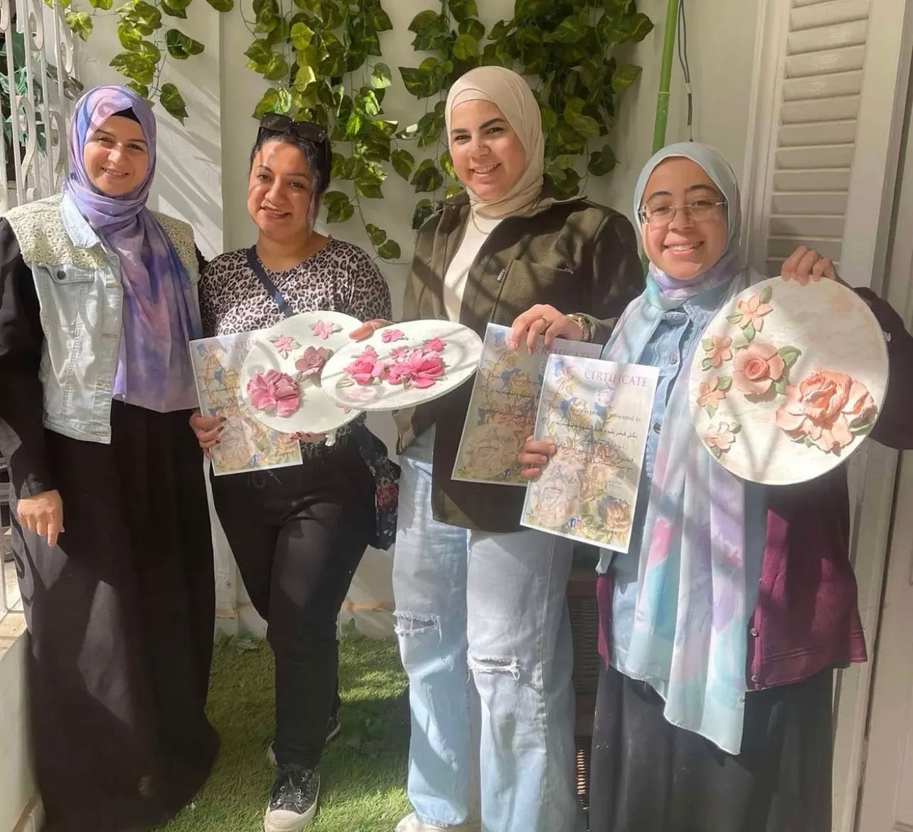 كورس امتثال سمير لتشكيل الورد