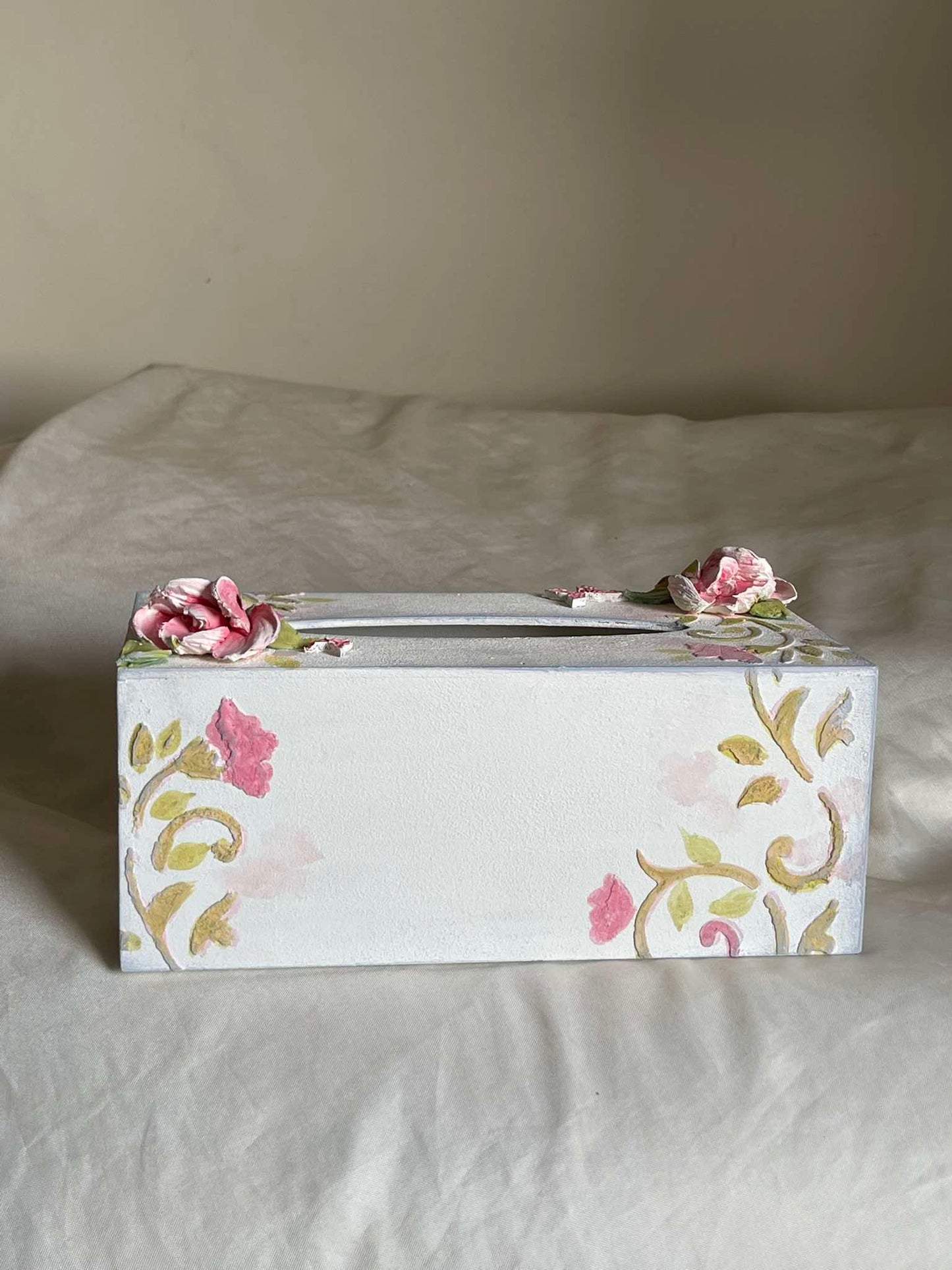 Tissues box (Rose)