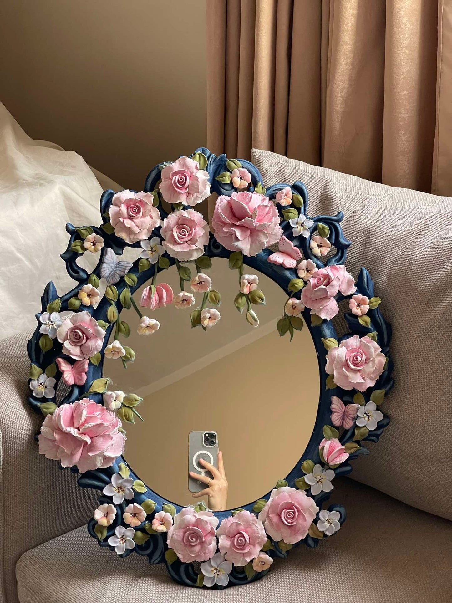 3 pieces set  ( mirror , basket , accessories box )