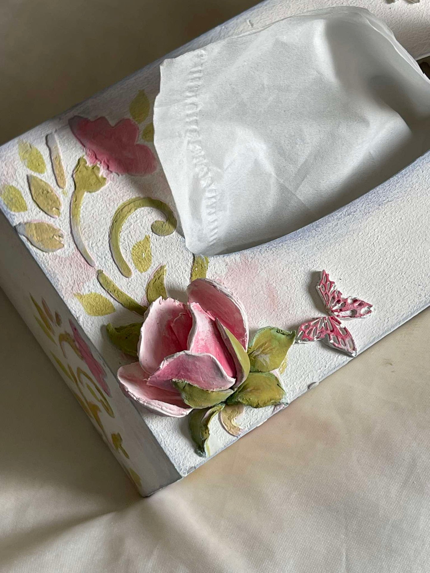 Tissues box (Rose)